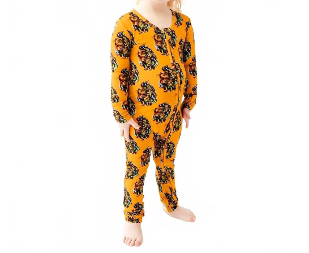 NEW DREAMIERE the mane event bamboo convertible footie in orange